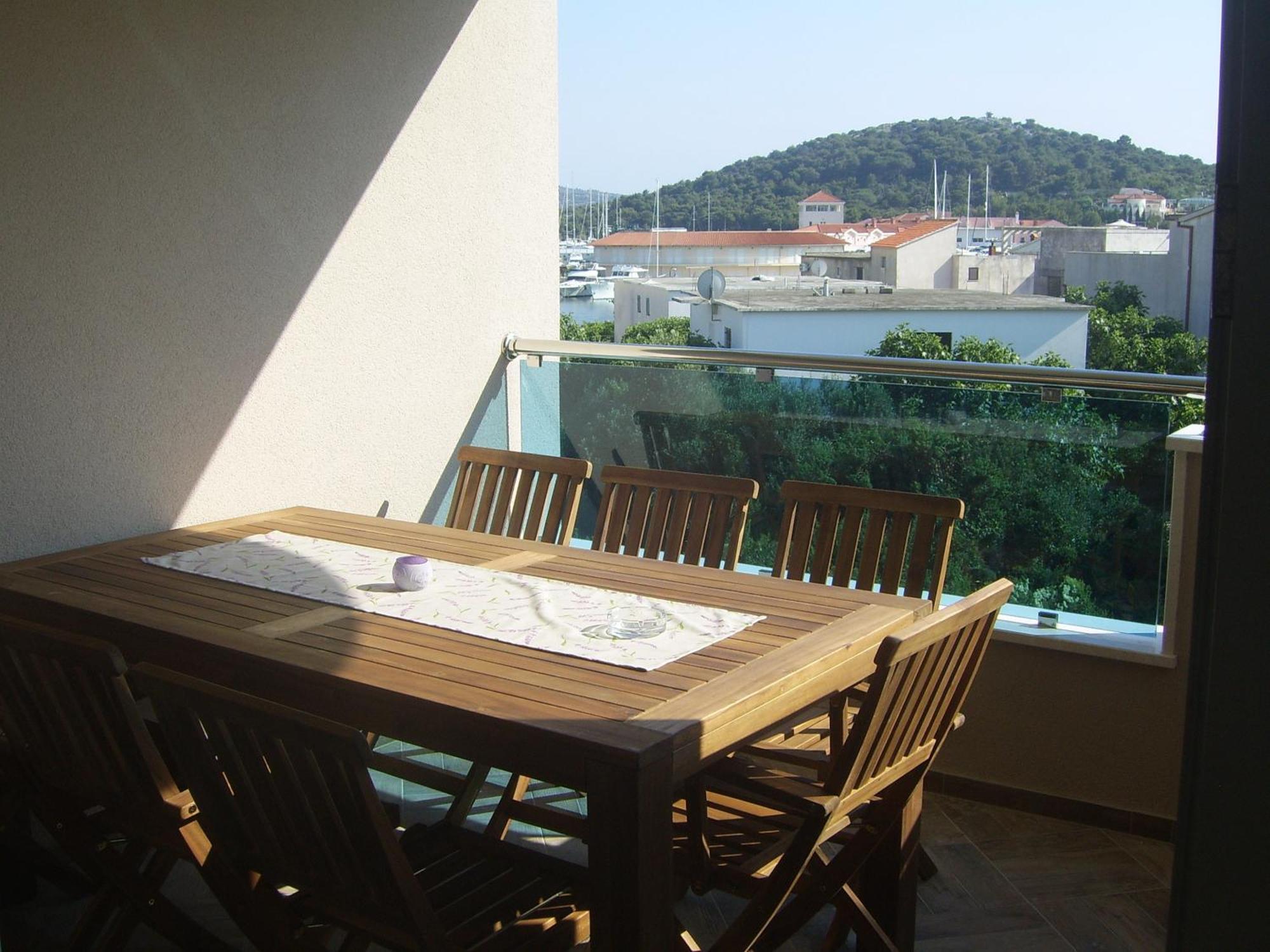 Apartments Villa Erik Rogoznica  Rom bilde