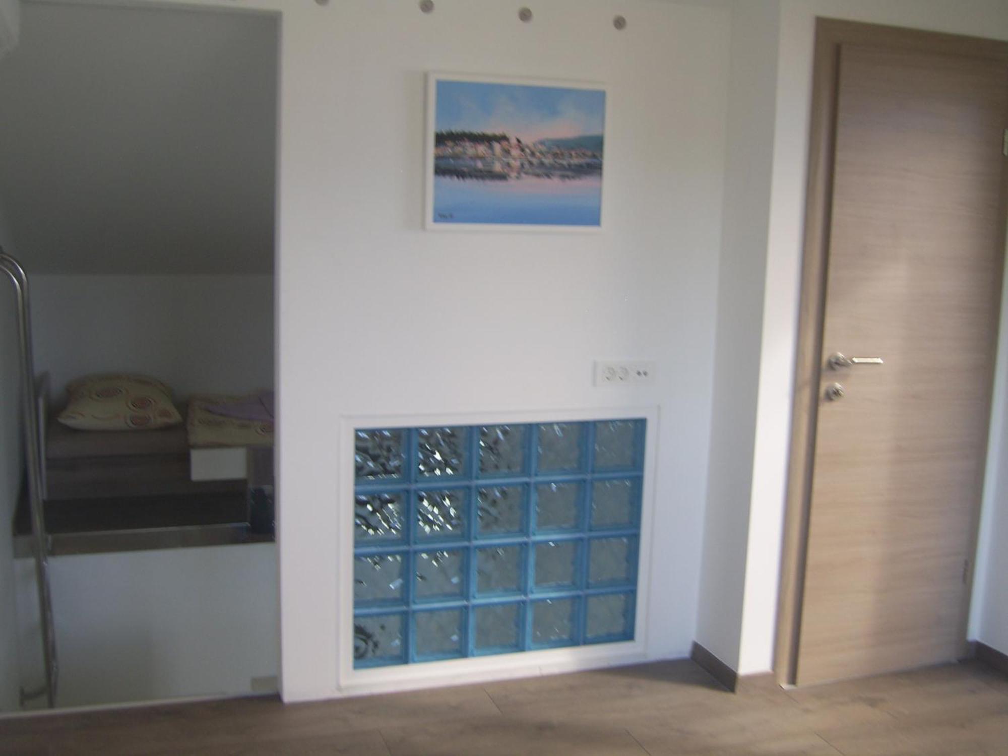 Apartments Villa Erik Rogoznica  Rom bilde