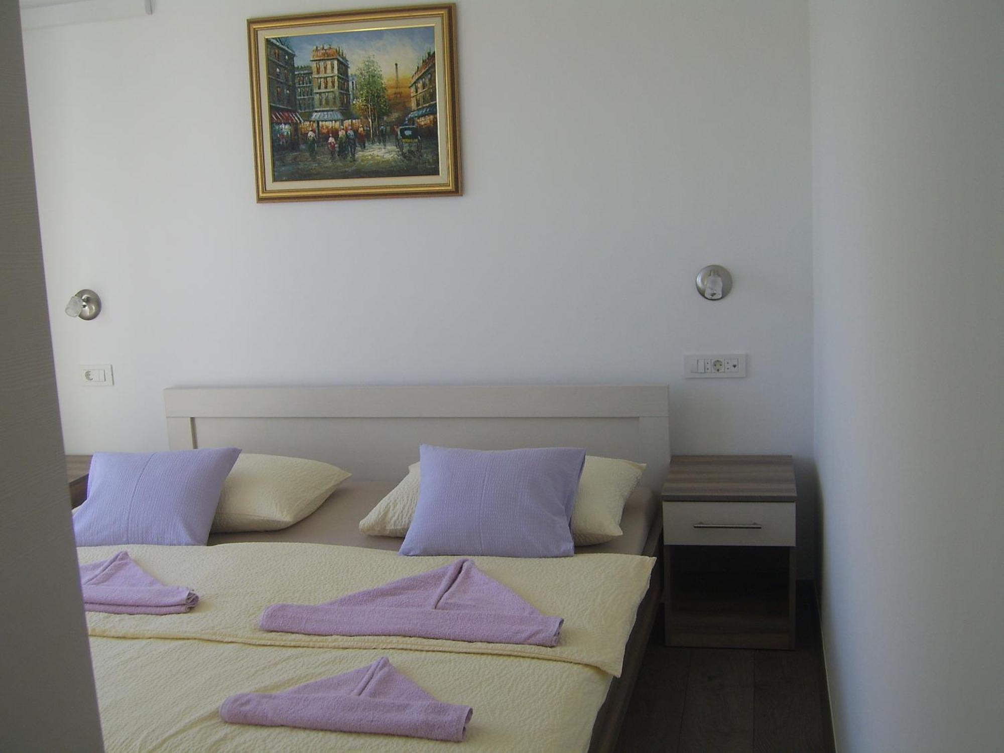 Apartments Villa Erik Rogoznica  Rom bilde