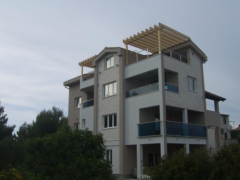 Apartments Villa Erik Rogoznica  Eksteriør bilde