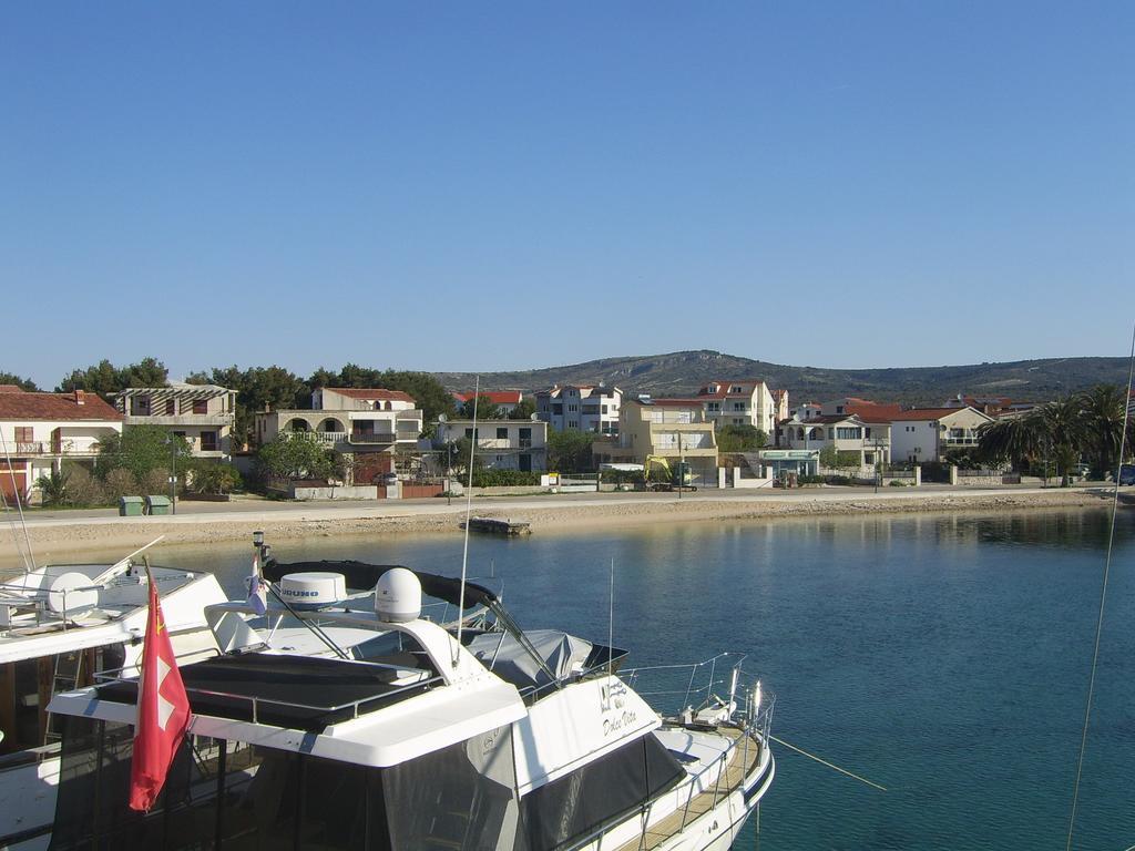 Apartments Villa Erik Rogoznica  Eksteriør bilde